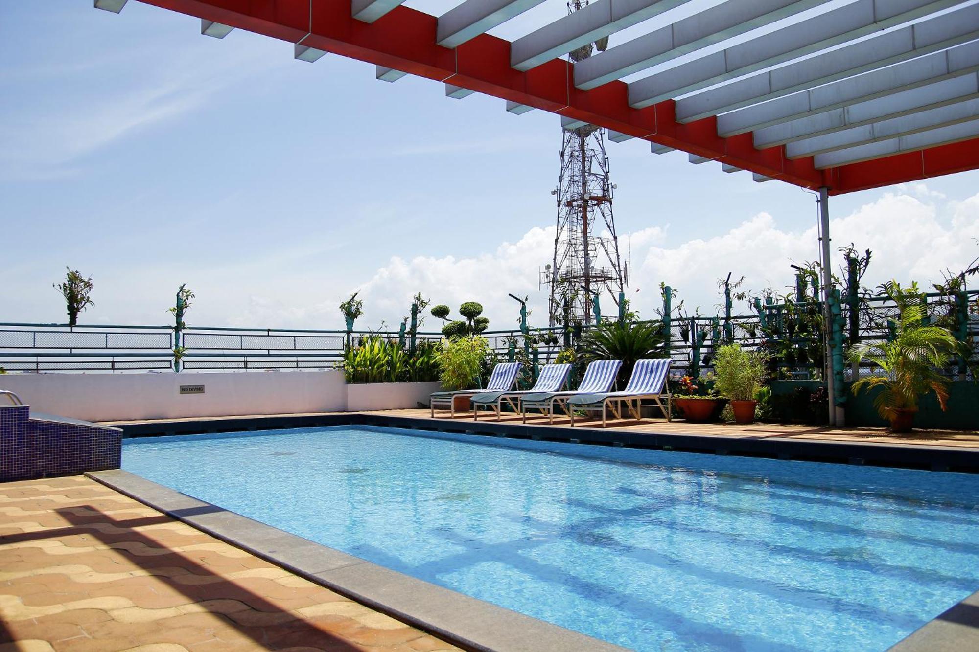 Presidency Kochi City Centre Exterior foto